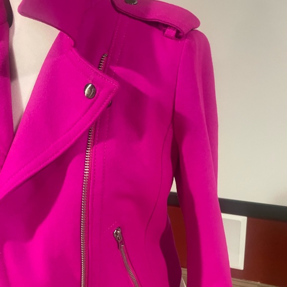 New never worn Gap XS shocking pink jacket. - Picture 6 of 10